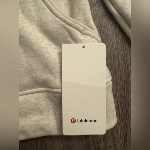 Lululemon Scuba full zip hoodie plush. Heathered Bone with gold zipper. Size 6 - Picture 13 of 16